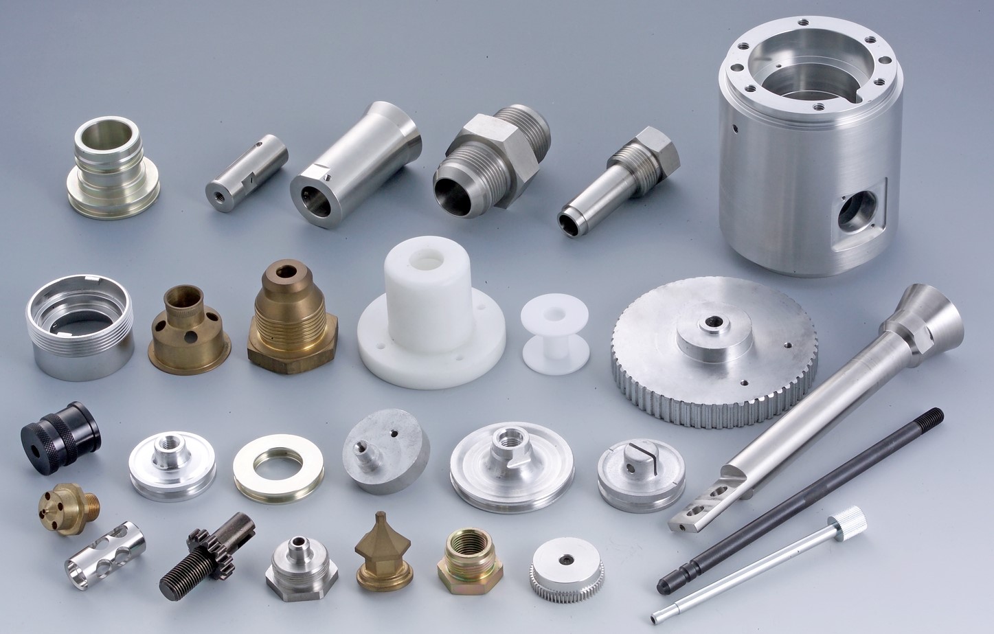 <strong>CNC Machining Parts</strong>